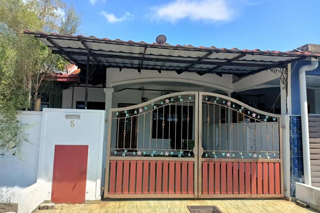 Photo of Buildings in Seri Kembangan