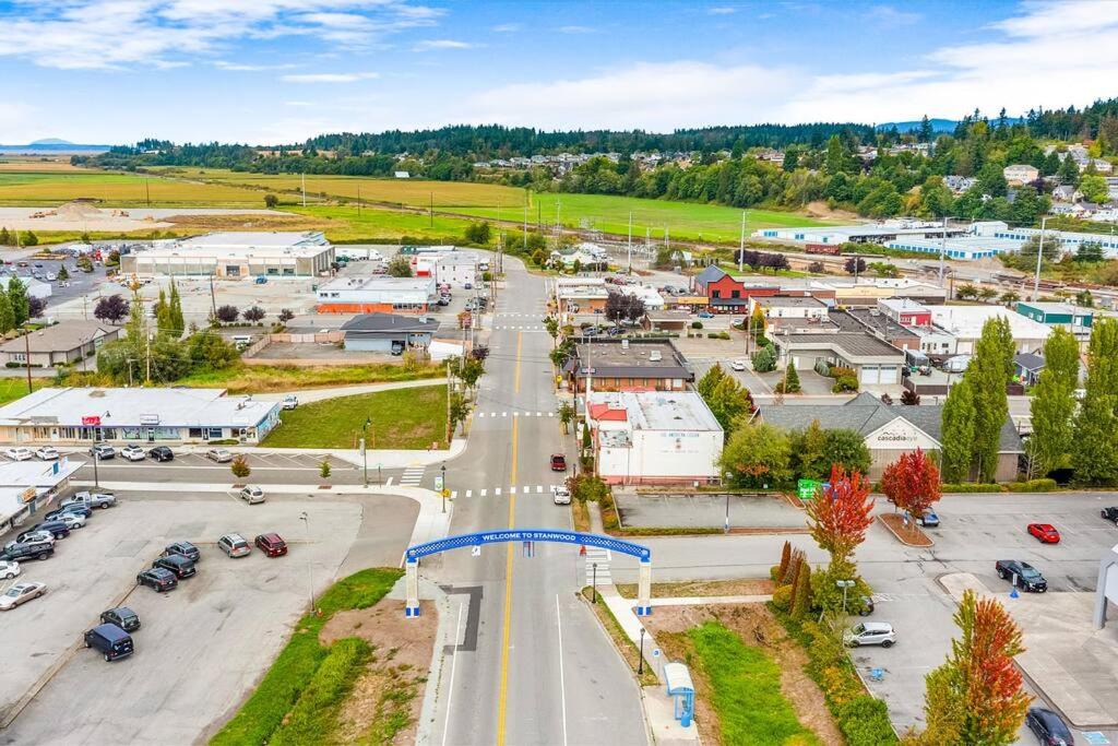 Photo of Others in Stanwood