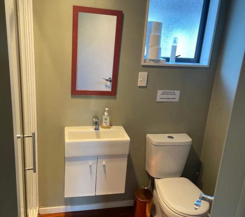 Photo of Bathroom in Erua