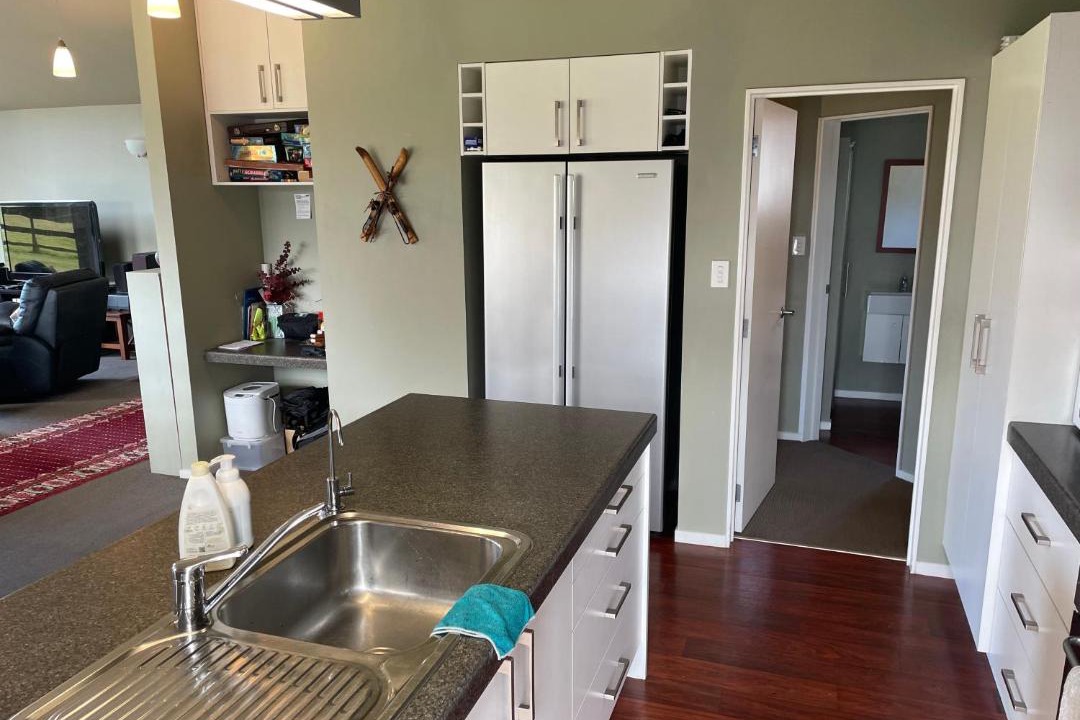 Photo of Livingroom in Erua