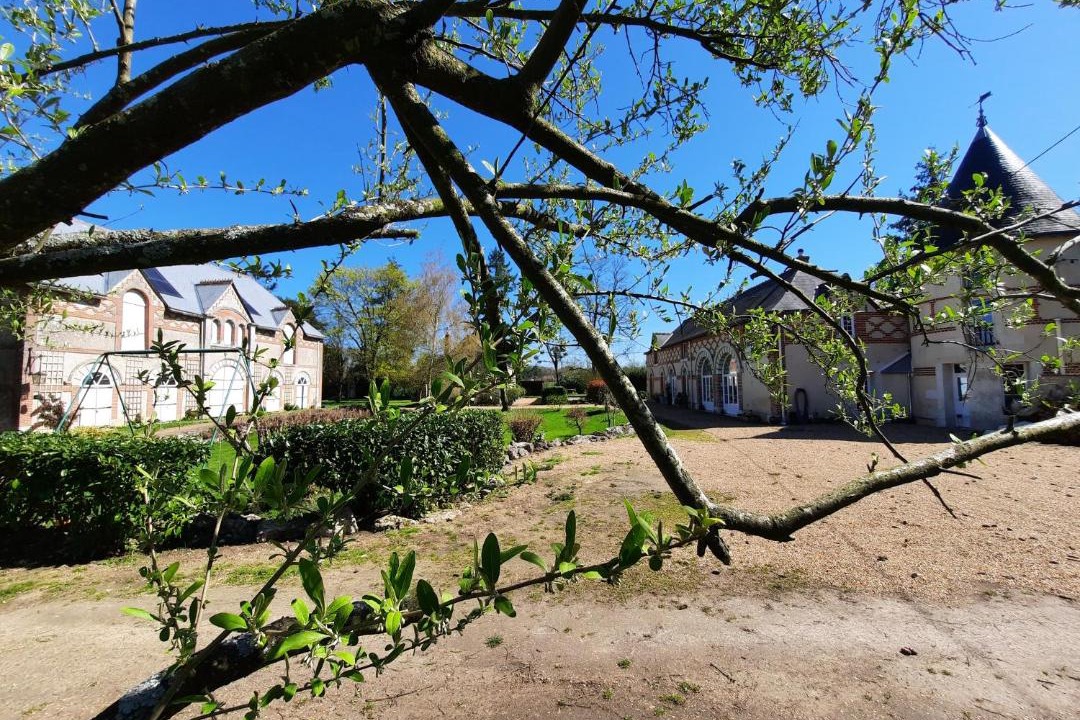 Photo of Others in Beaumont-la-Ronce