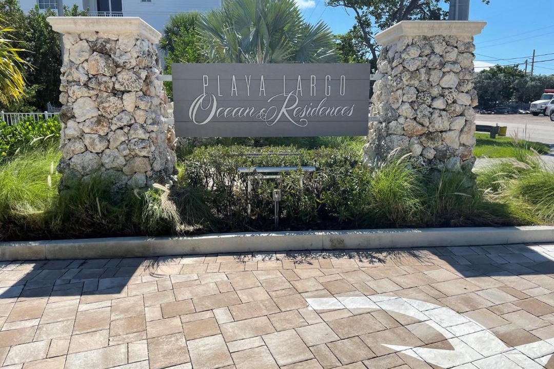 Photo of Others in Rock Harbor