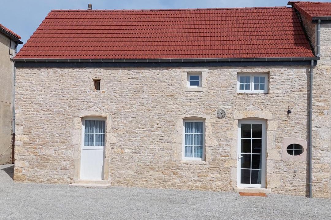 Photo of Others in Rully