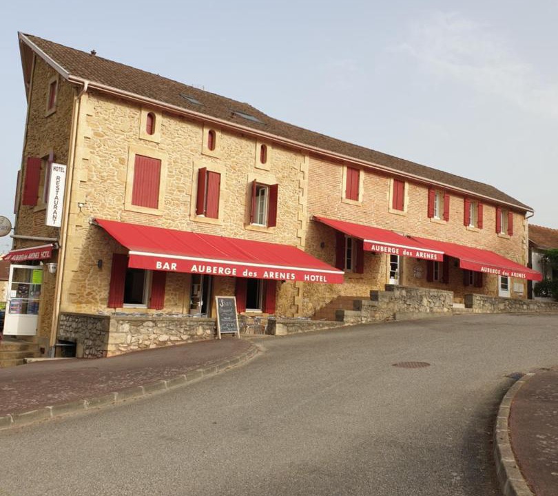 Photo of Buildings in Mugron