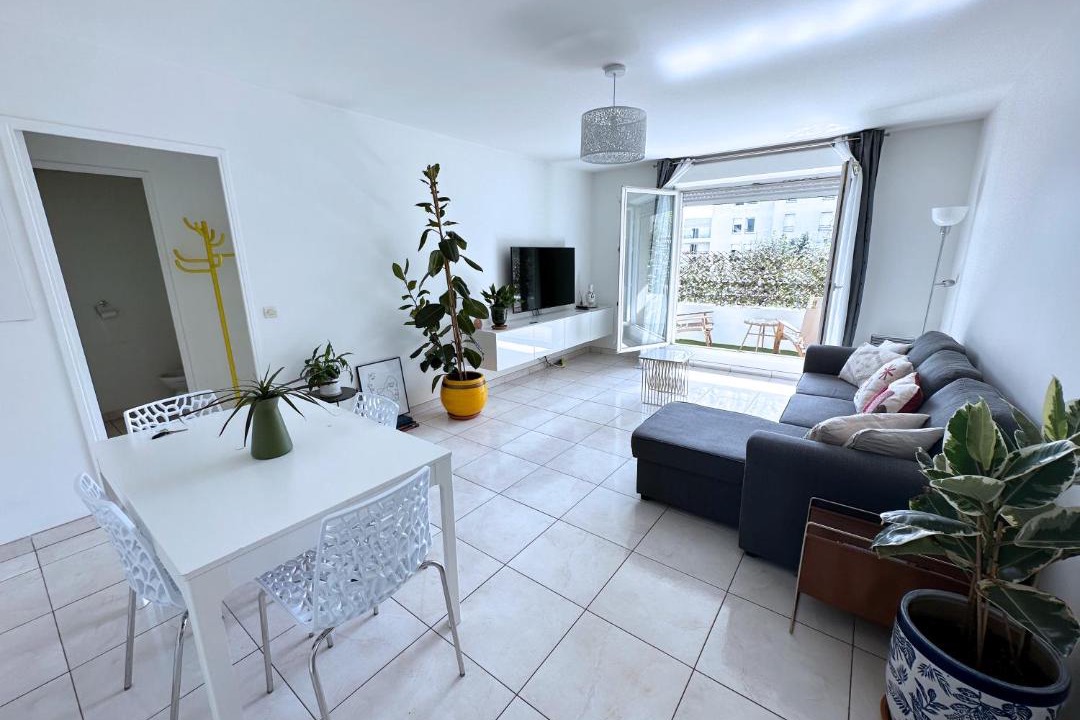 Photo of Livingroom in Saint-Denis