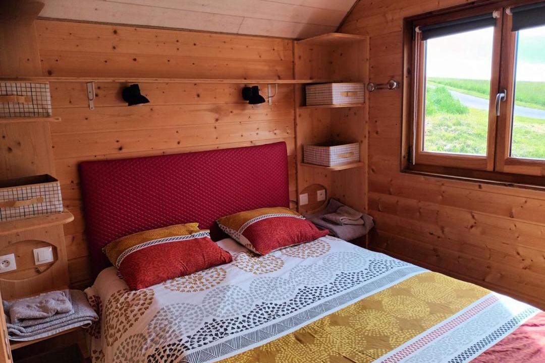 Photo of Bedroom in Castelnau-de-Montmiral