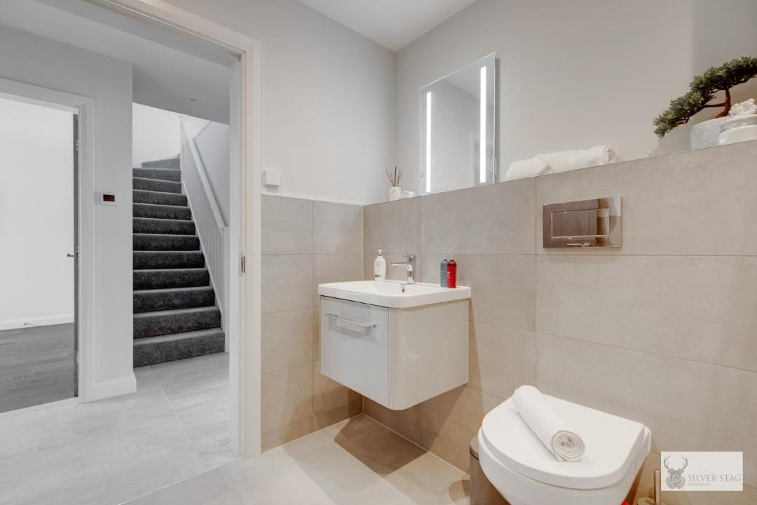 Photo of Bathroom in Ashby-de-la-Zouch