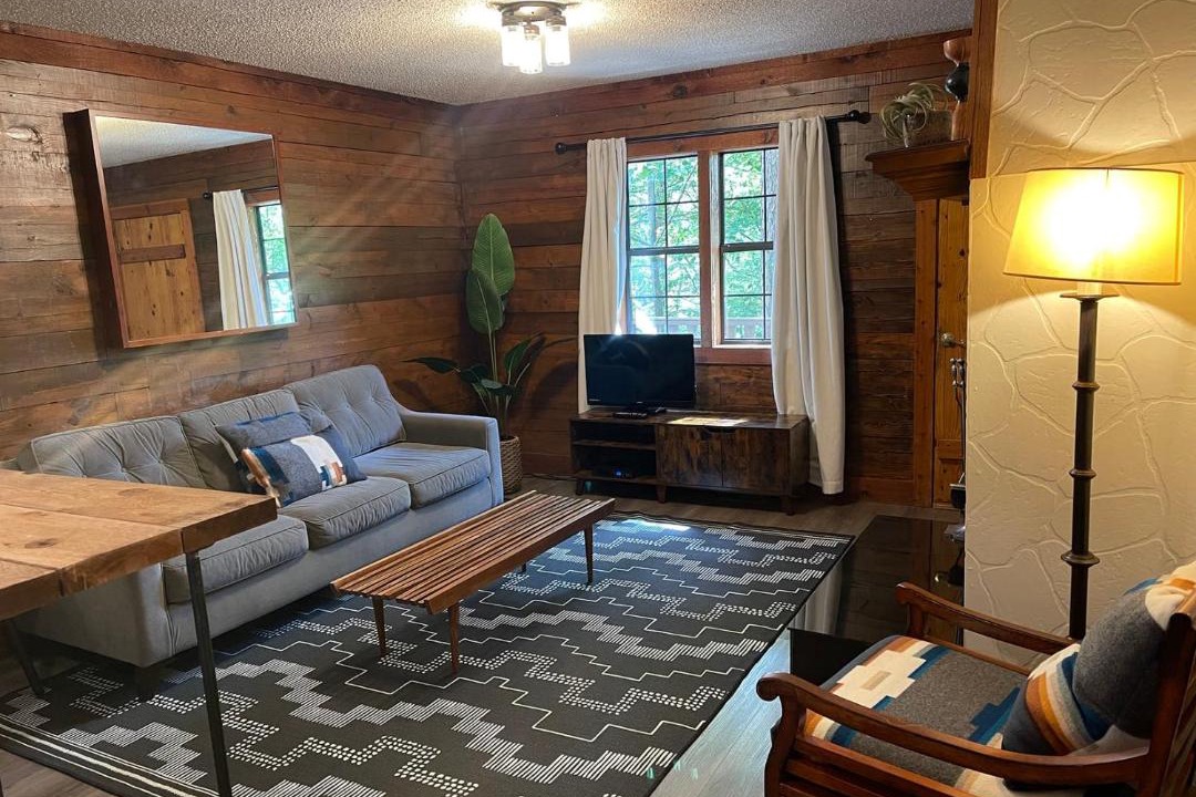 Photo of Livingroom in Eureka Springs