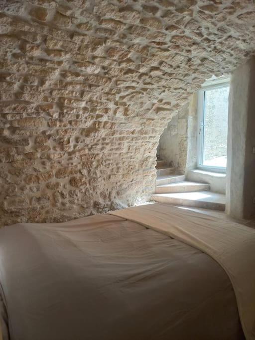 Photo of Bedroom in Saint-Restitut