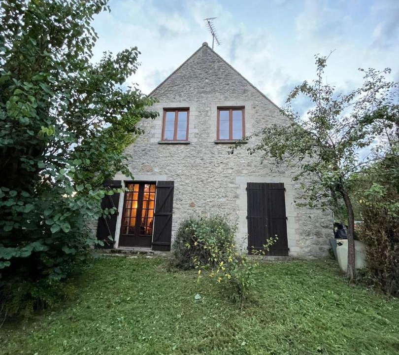 Photo of Buildings in Rocquemont