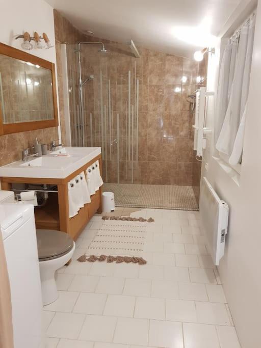 Photo of Others in Oizon