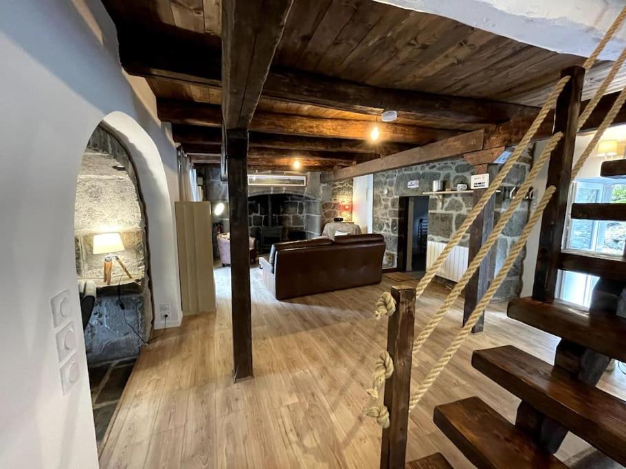 Photo of Livingroom in Saint-Projet-de-Salers