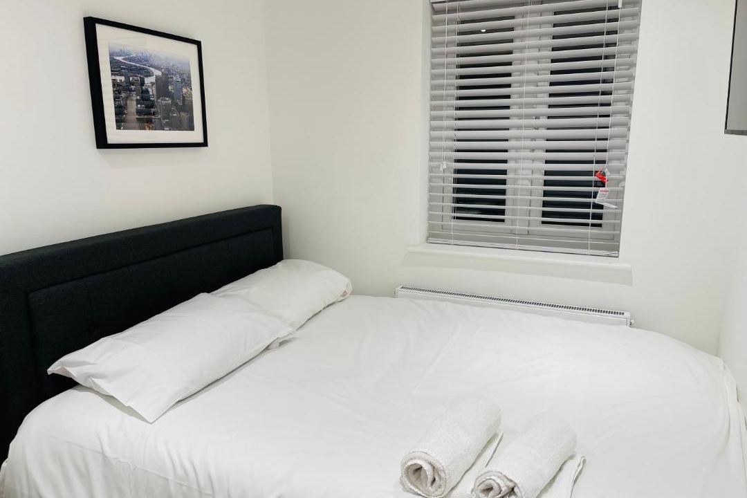 Photo of Bedroom in Island Gardens