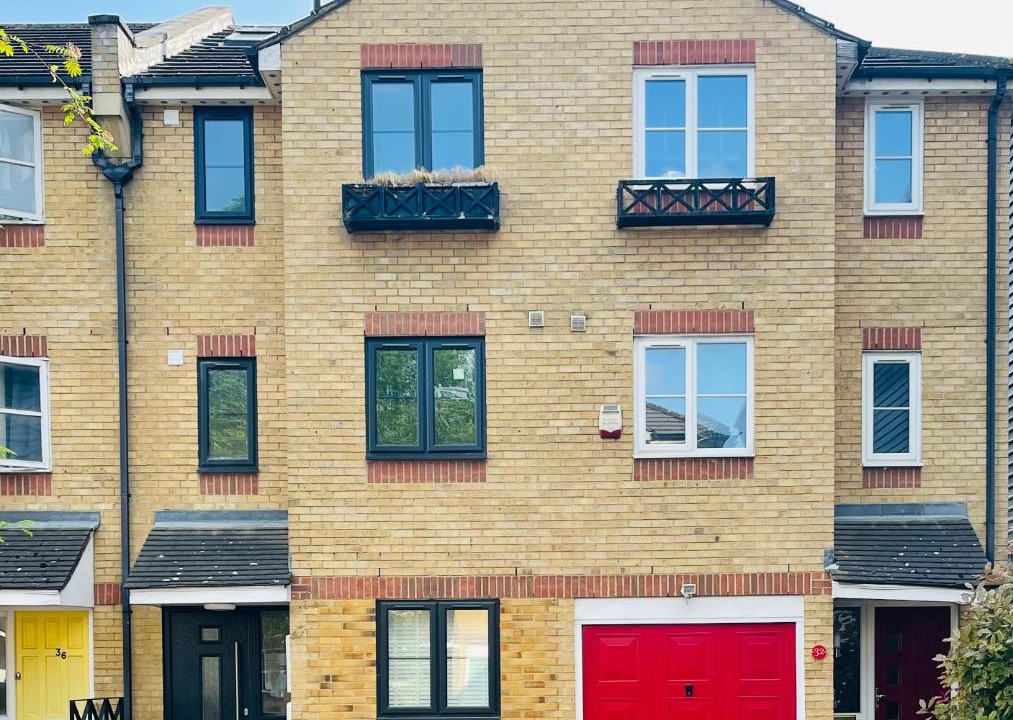 Photo of Others in Island Gardens