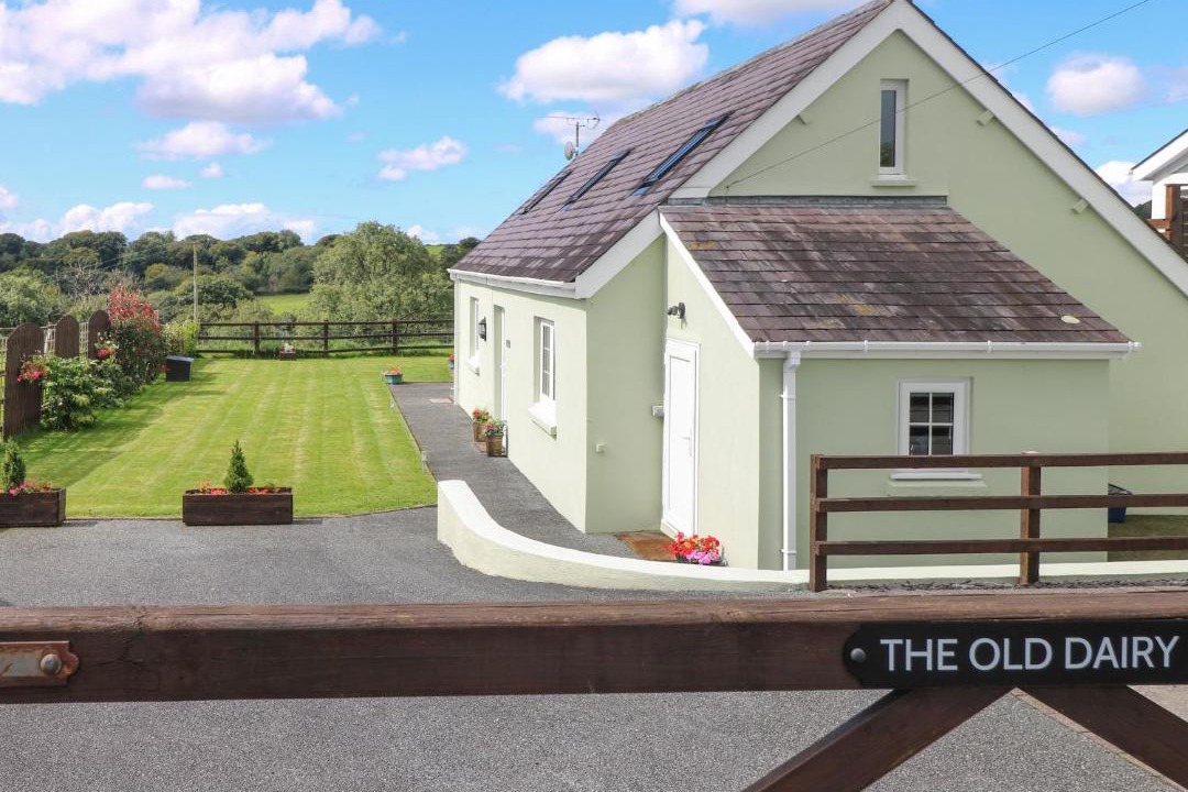 Photo of Others in New Moat