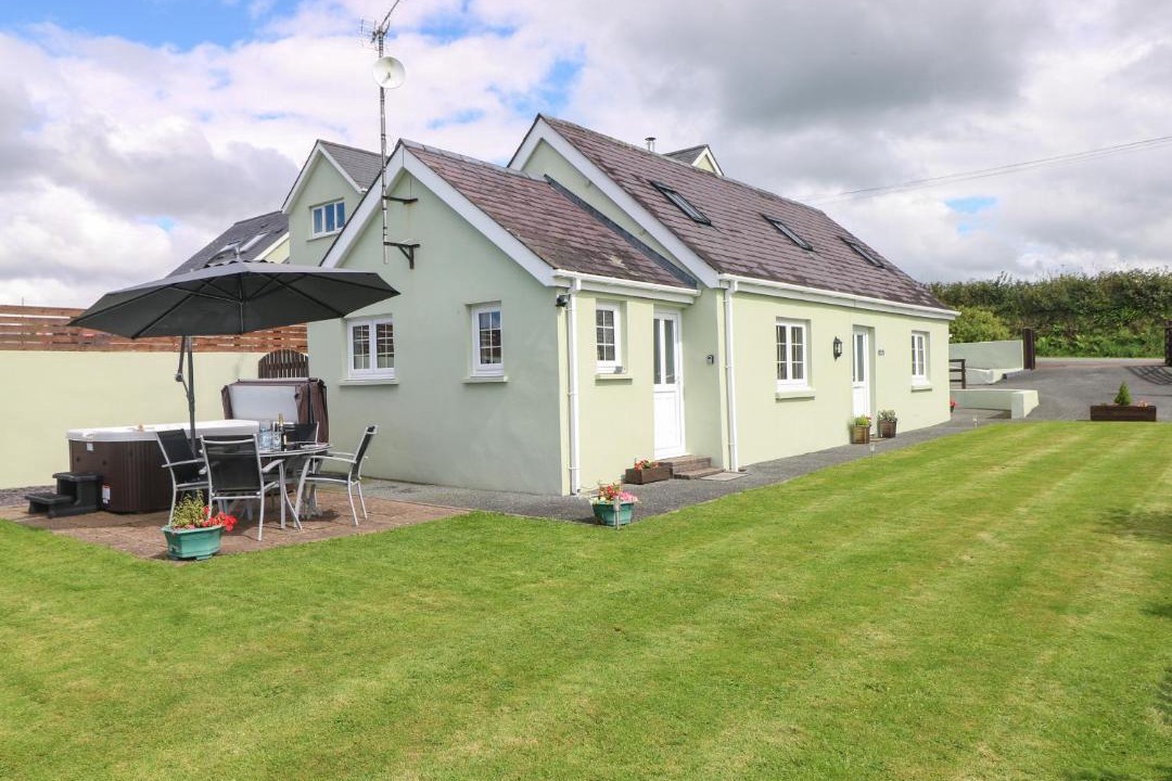 Photo of Others in New Moat