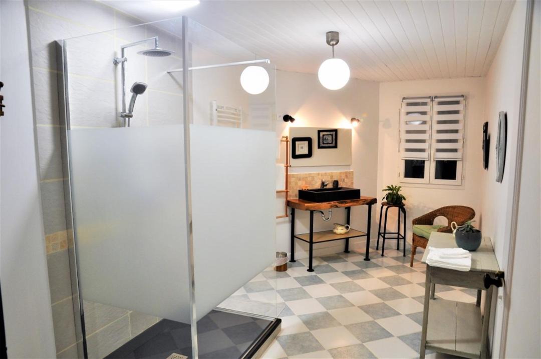 Photo of Others in Saint-Jean-d'Angely