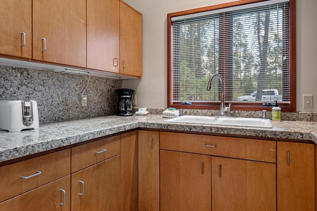 Photo of Kitchen in Overlook Park