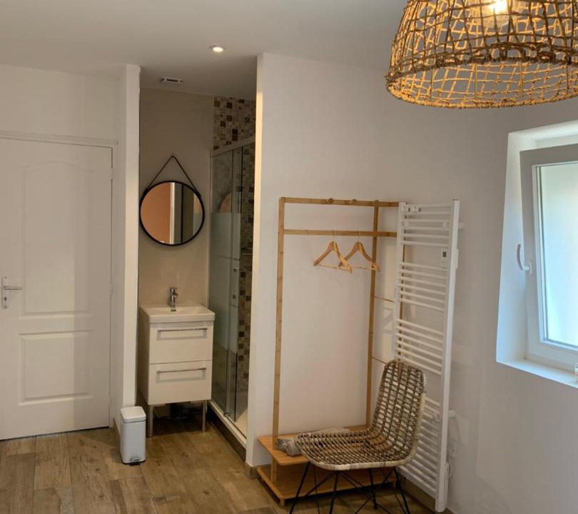 Photo of Others in Albert