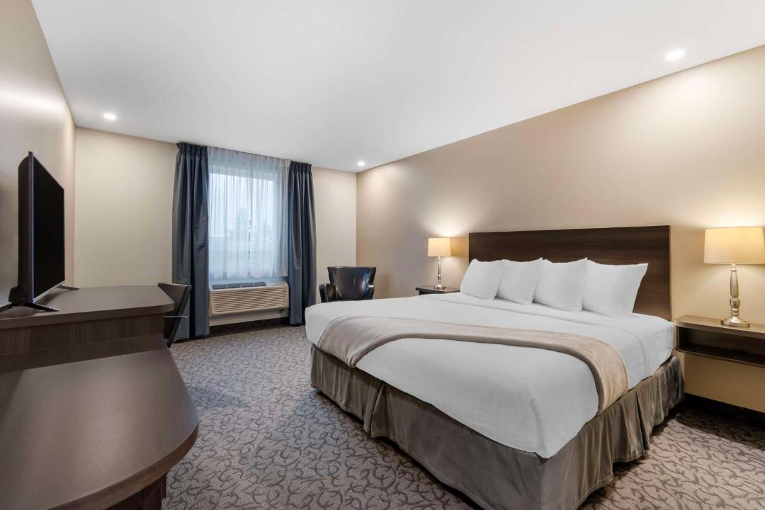 Photo of Bedroom in Hearst