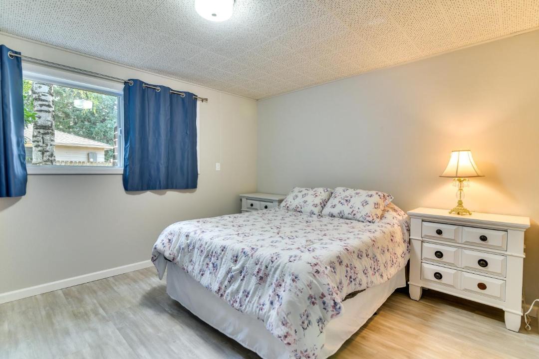 Photo of Bedroom in Forest Grove