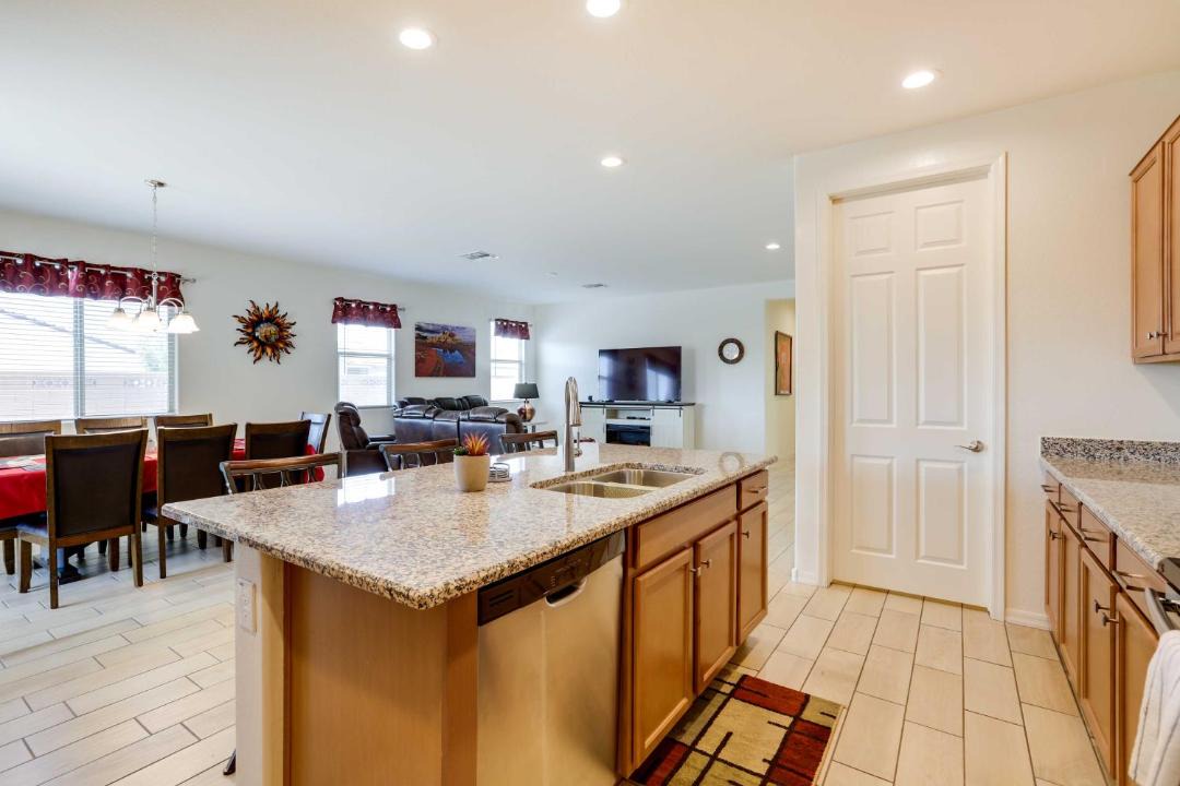 Photo of Kitchen in Canyon Trails West