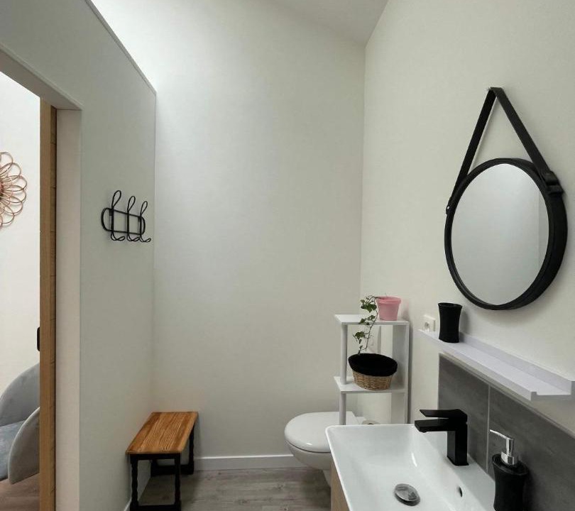 Photo of Others in Avanton