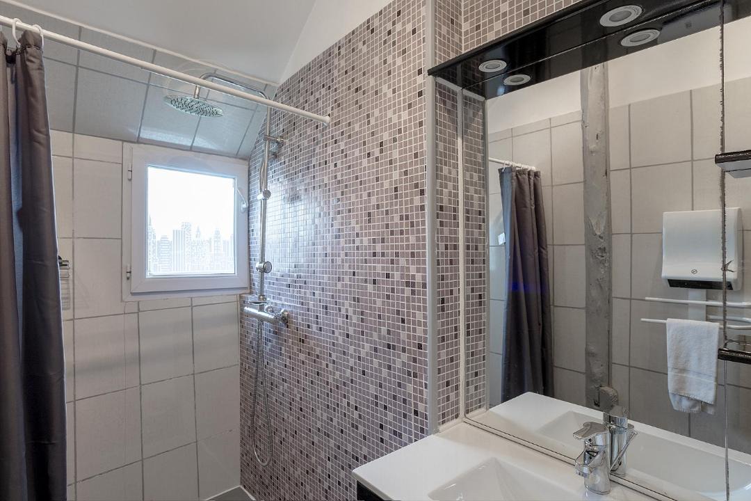 Photo of Others in Allonne