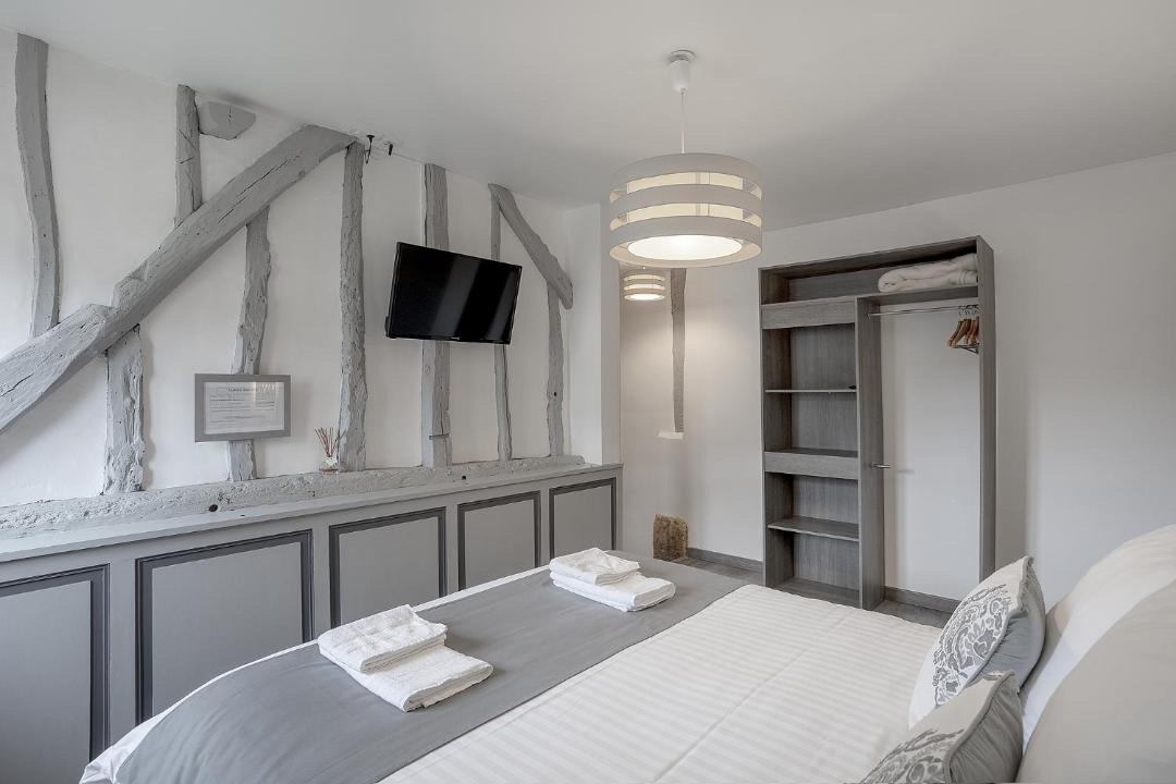 Photo of Others in Allonne