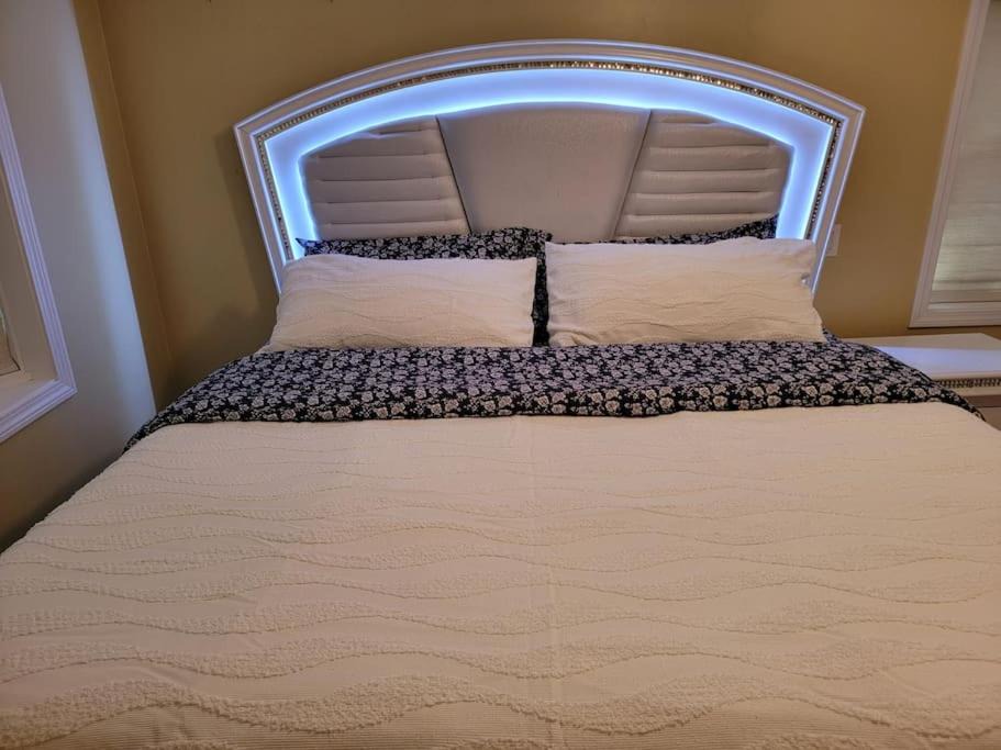 Photo of Others in Charlton