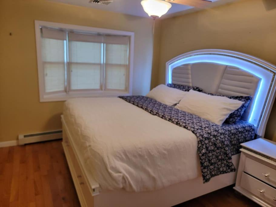 Photo of Others in Charlton