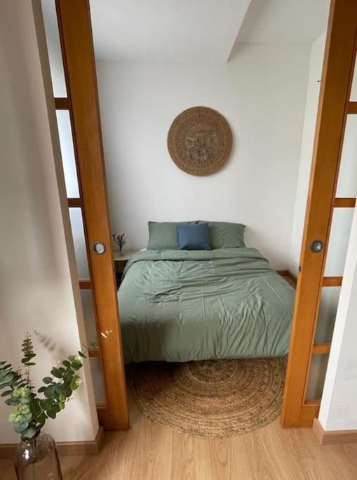 Photo of Bedroom in Les Mureaux
