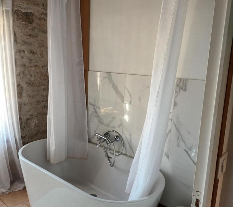 Photo of Others in Arceau