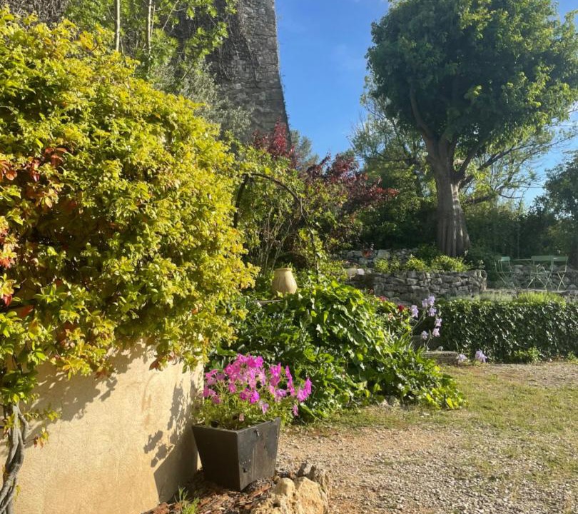 Photo of Others in Saint-Andre-de-Roquepertuis