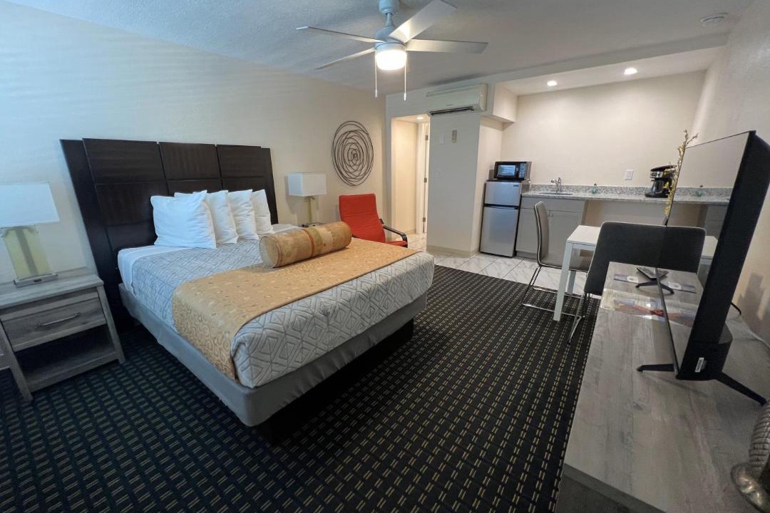 Photo of Bedroom in Treasure Island
