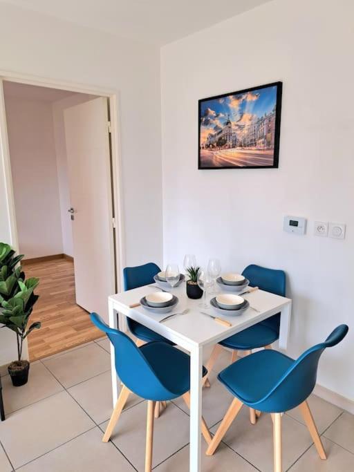 Photo of Livingroom in Tassin-la-Demi-Lune