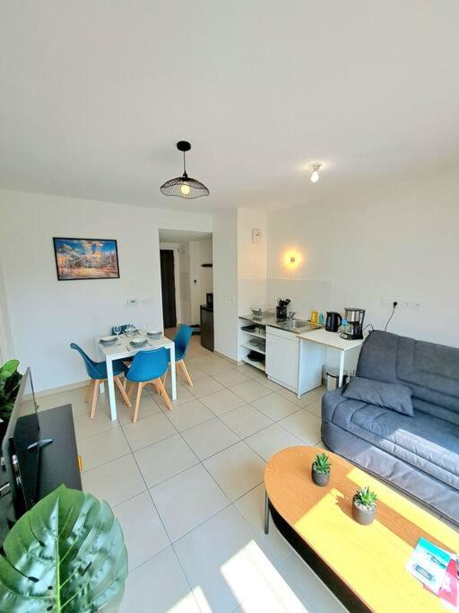 Photo of Livingroom in Tassin-la-Demi-Lune