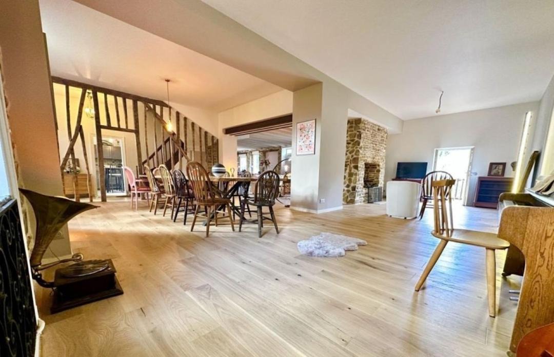 Photo of Others in Saint-Hilaire-du-Harcouet