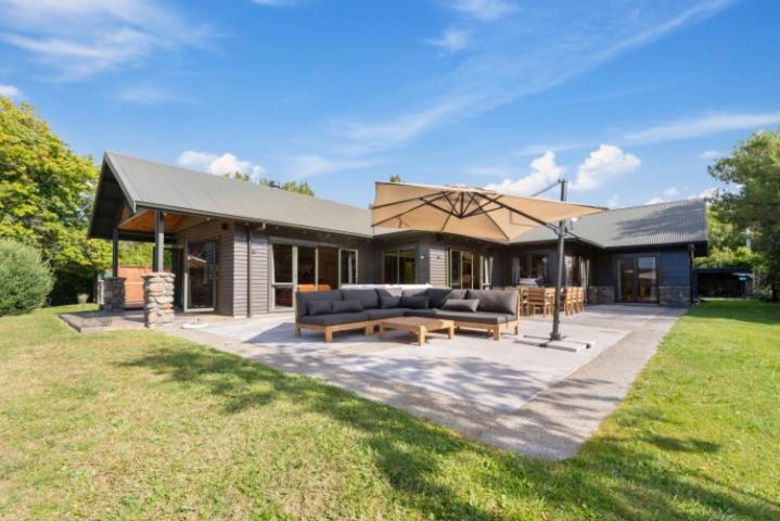 Photo of Buildings in Lake Tarawera
