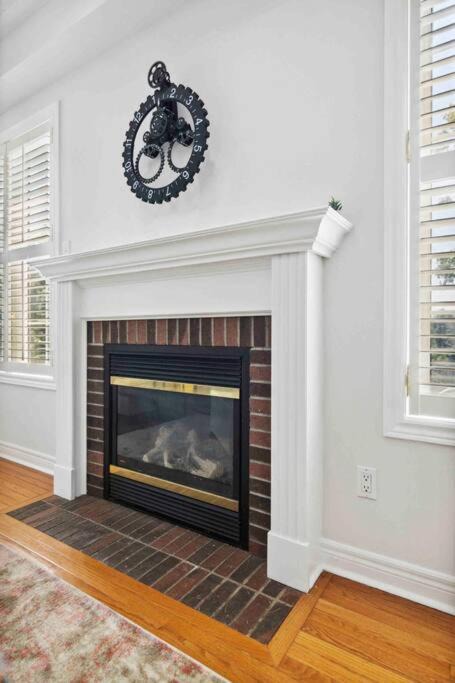 Photo of Bedroom in Richmond Hill