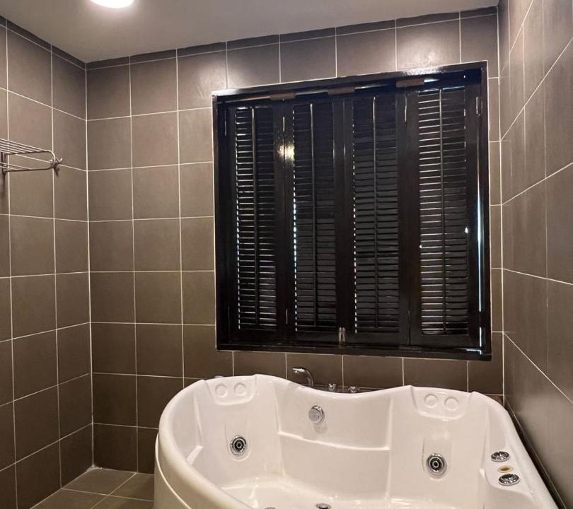 Photo of Others in Endah