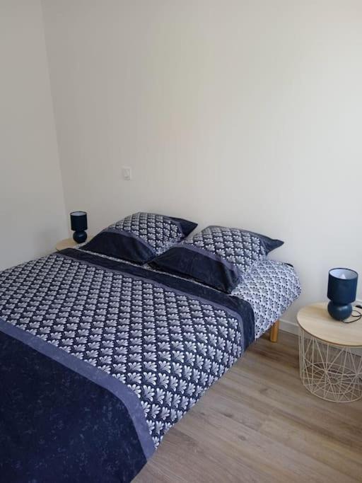 Photo of Bedroom in Saint-Julien-de-Vouvantes