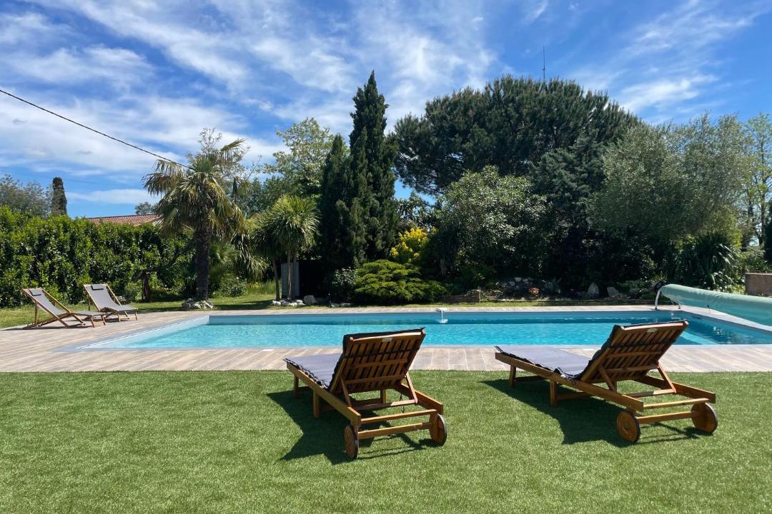 Photo of Others in Reignac