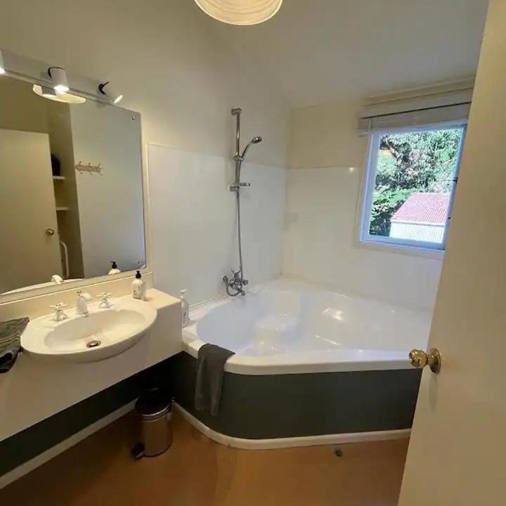 Photo of Others in Gladstone