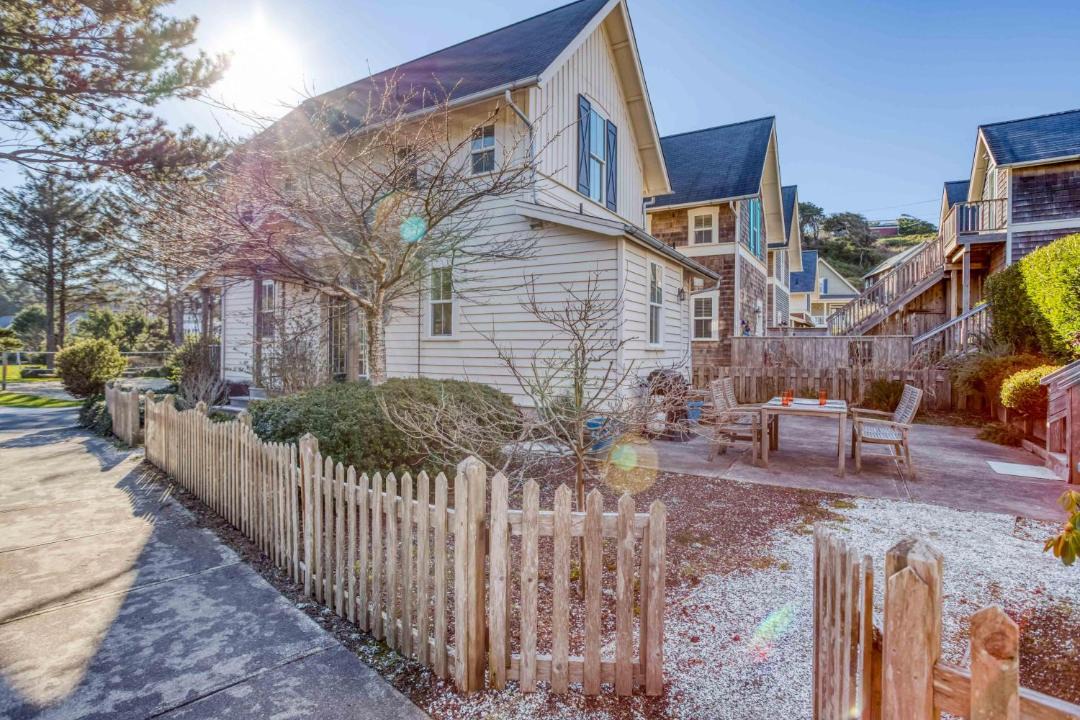 Photo of Buildings in Olivia Beach