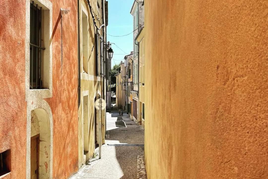 Photo of Others in Crest