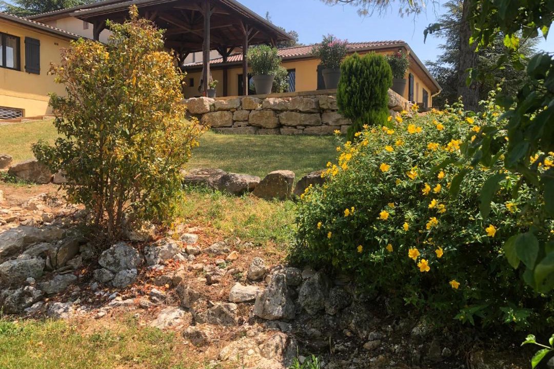 Photo of Others in Burgy