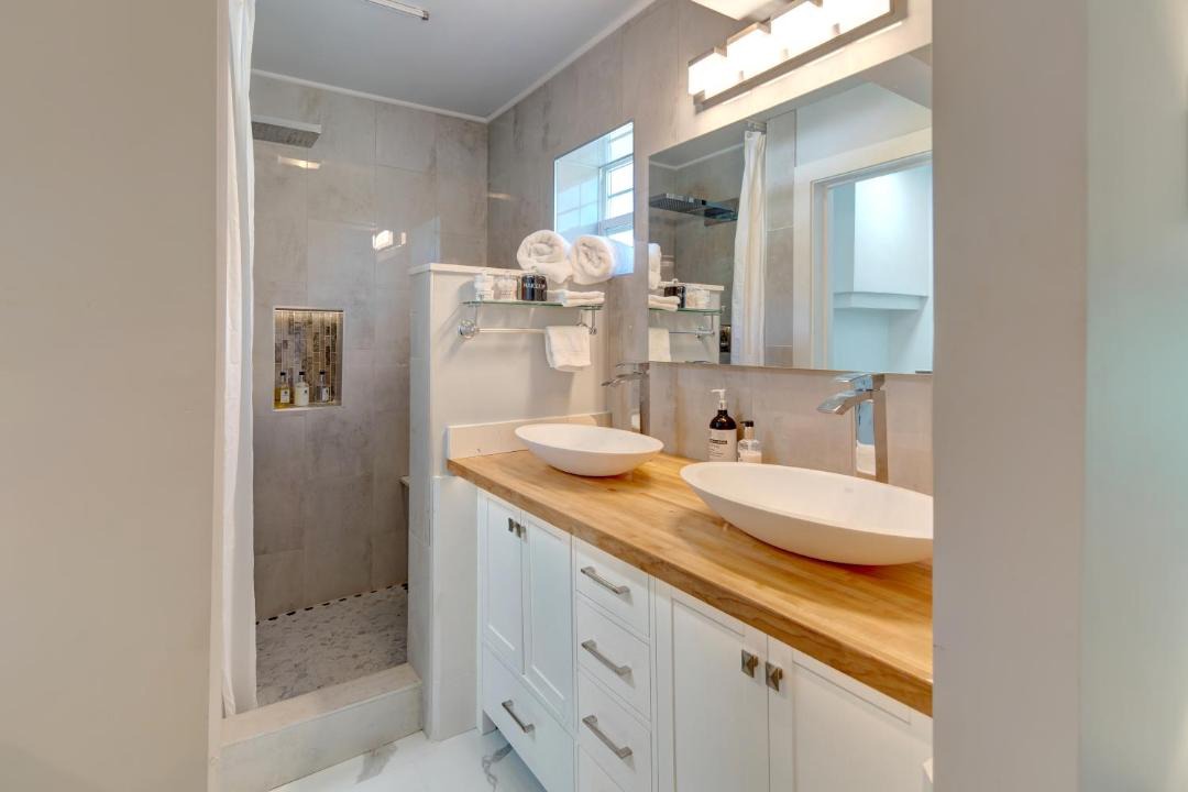 Photo of Others in Custer