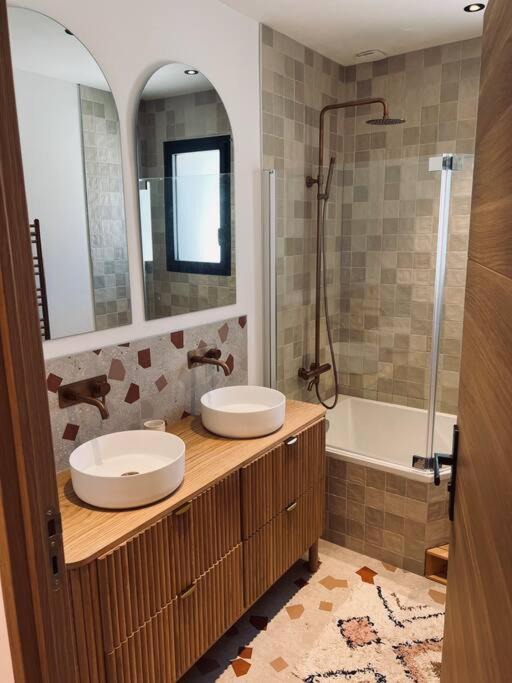 Photo of Bathroom in La Valette-du-Var