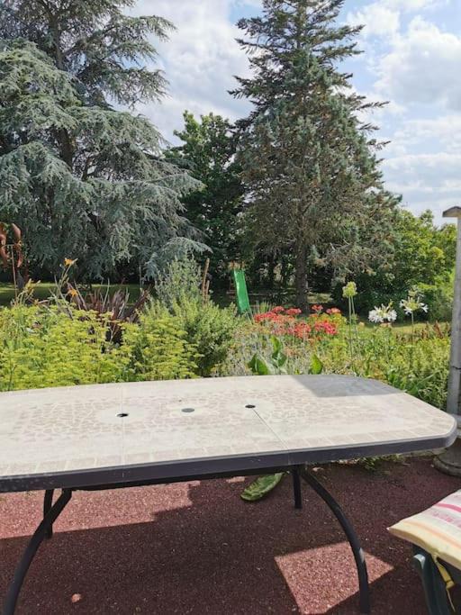 Photo of Outdoor in Genets